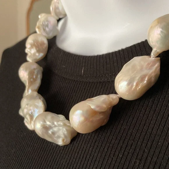 Natural Baroque Pearl Necklace - Picture 3 of 5